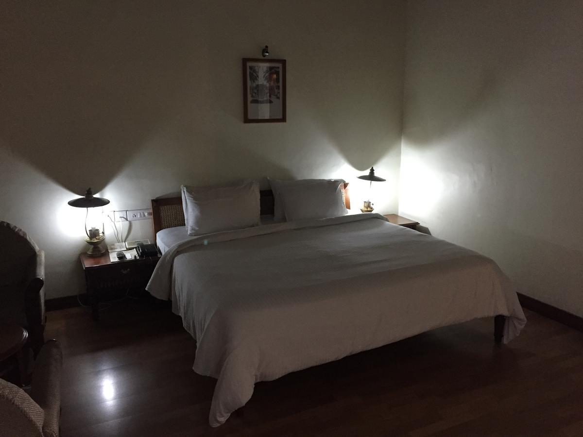 The Mascot Hotel - A Heritage Living Experience Thiruvananthapuram Exteriör bild