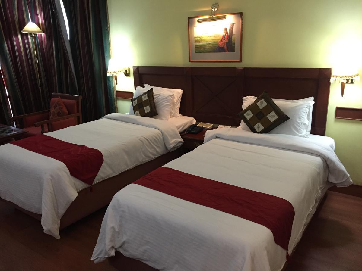 The Mascot Hotel - A Heritage Living Experience Thiruvananthapuram Exteriör bild