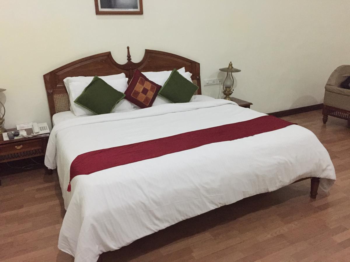 The Mascot Hotel - A Heritage Living Experience Thiruvananthapuram Exteriör bild
