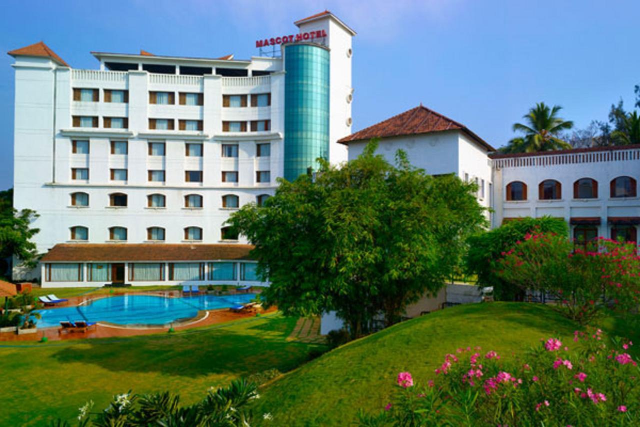 The Mascot Hotel - A Heritage Living Experience Thiruvananthapuram Exteriör bild