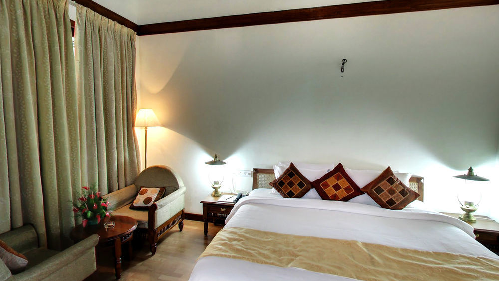 The Mascot Hotel - A Heritage Living Experience Thiruvananthapuram Exteriör bild